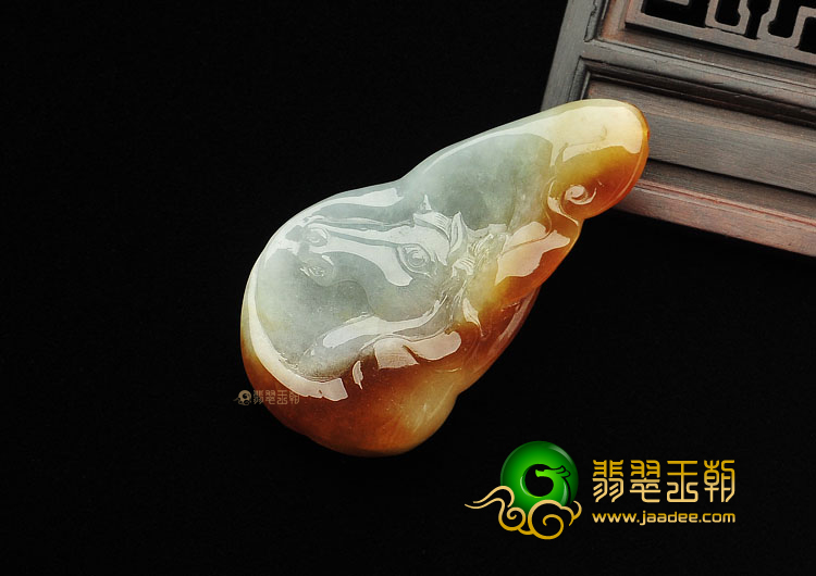 糯冰种褐黄翡缅甸翡翠A货龙马精神挂件