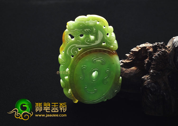 糯冰种褐黄加绿缅甸翡翠A货龙牌挂件