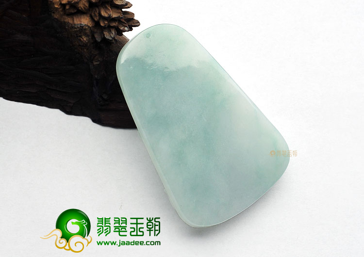 糯冰种晴水缅甸翡翠A货站观音挂件