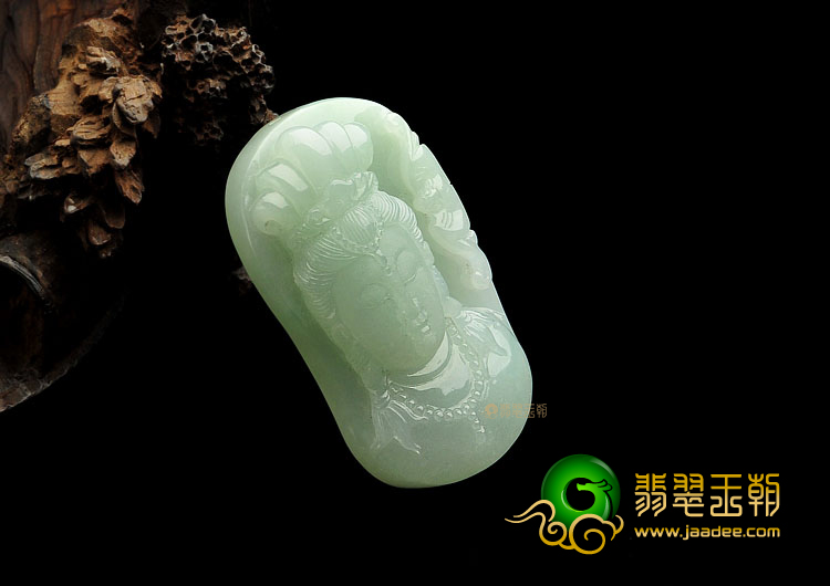 糯冰种晴水缅甸翡翠A货观音头挂件