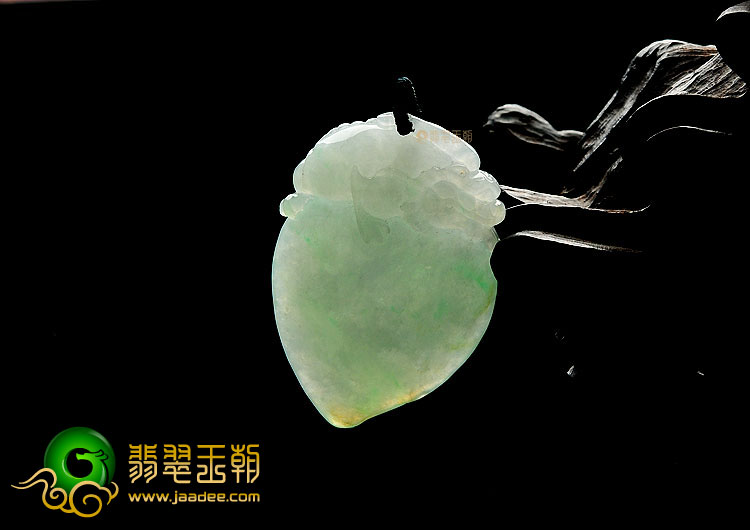 糯冰种黄加绿缅甸翡翠A货寿桃挂件