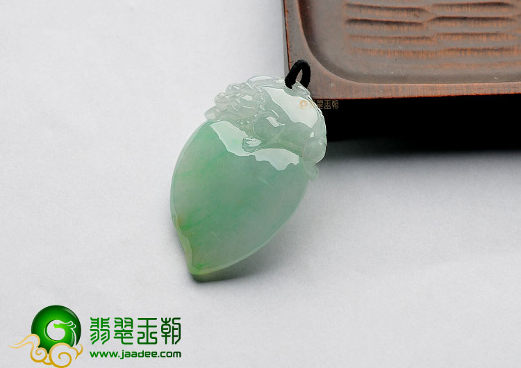 糯冰种黄加绿缅甸翡翠A货寿桃挂件