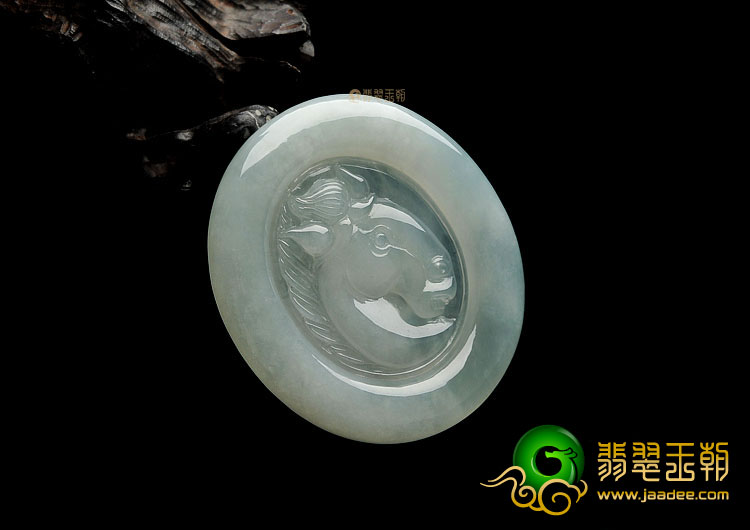 糯冰种晴水缅甸翡翠A货马到成功挂件