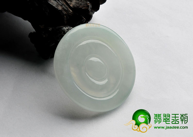 糯冰种晴水缅甸翡翠A货马到成功挂件