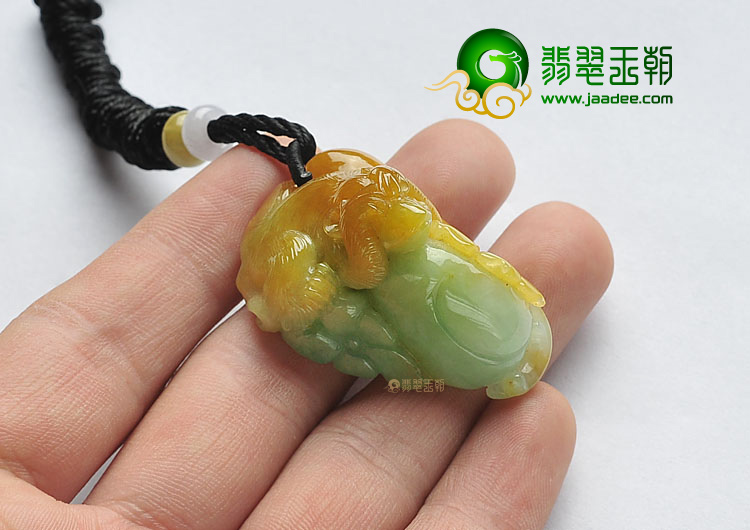 糯冰种黄加绿缅甸翡翠A货灵猴挂件