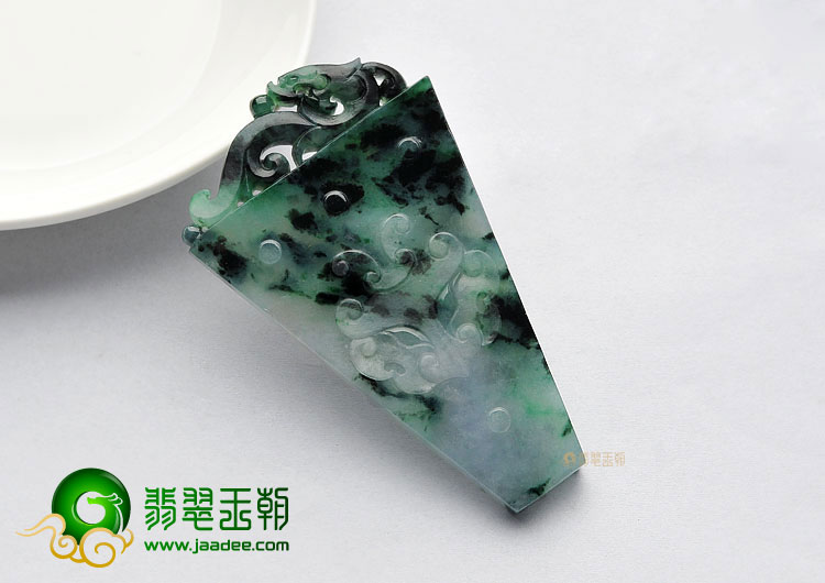 糯冰种飘花缅甸翡翠A货饕餮挂件