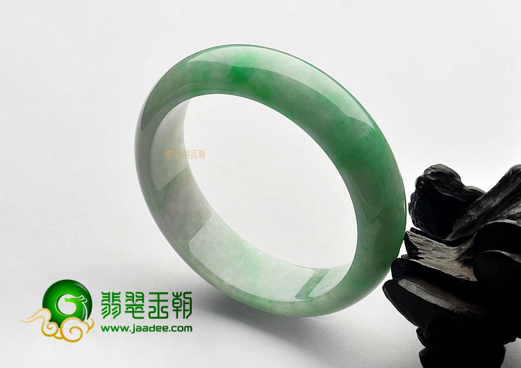 糯冰种飘翠缅甸翡翠A货手镯(59.5mm)