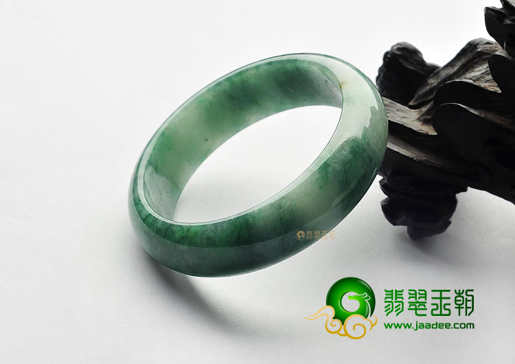 (超值推荐)糯冰种飘花缅甸翡翠A货手镯(59.5mm)