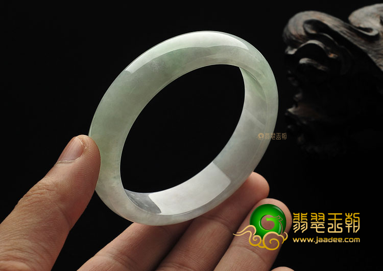 糯冰种晴水缅甸翡翠A货手镯(56.5mm)