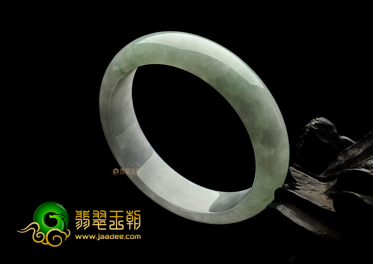 糯冰种晴水缅甸翡翠A货手镯(56.5mm)