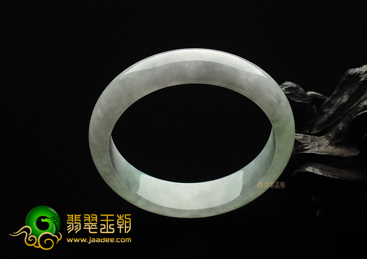 糯冰种晴水缅甸翡翠A货手镯(56.5mm)