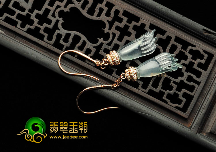 冰玻种略飘花缅甸翡翠A货镶玫瑰金佛手耳坠(真钻)