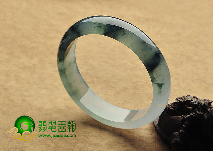 冰种飘花缅甸翡翠A货手镯(59.7mm)