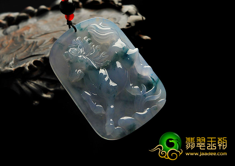 冰种紫罗兰飘花缅甸翡翠A货马牌挂件