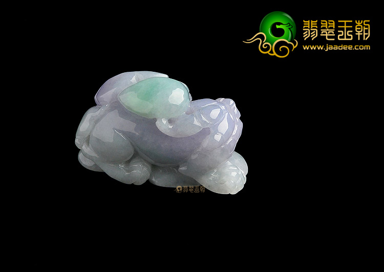 糯冰种春带彩缅甸翡翠A货貔貅挂件