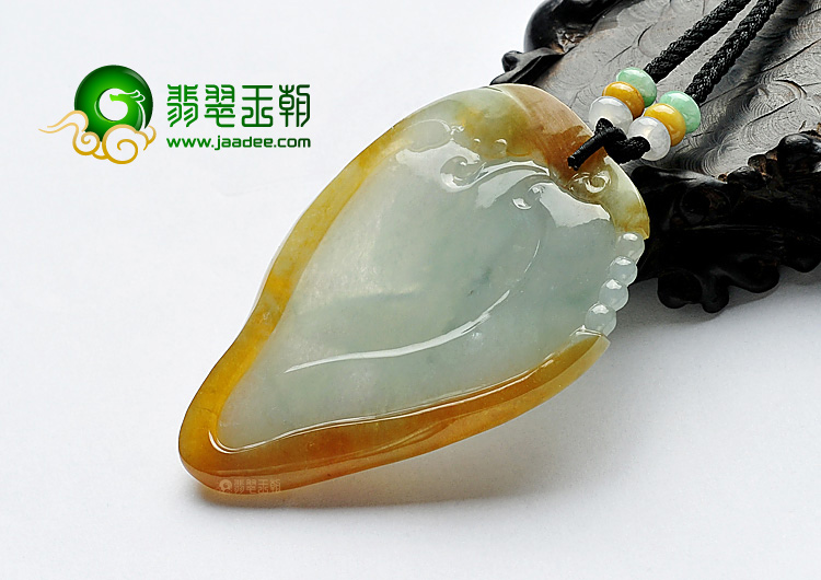 冰种褐黄翡缅甸翡翠A货大展鸿图挂件