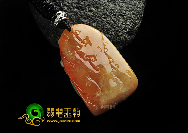 糯冰种三彩缅甸翡翠A货鹦鹉挂件