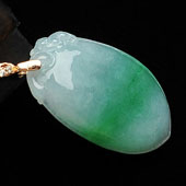 (超值推荐)糯冰种飘翠缅甸翡翠A货福瓜挂件