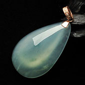 冰种略飘花缅甸翡翠A货福瓜挂件