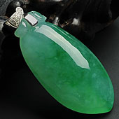 冰种翠色缅甸翡翠A货镶金扣福瓜挂件