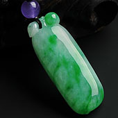 糯冰种翠色缅甸翡翠A货福瓜挂件