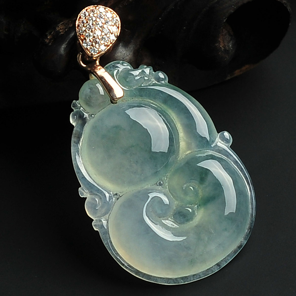 冰种飘花缅甸翡翠A货如意挂件