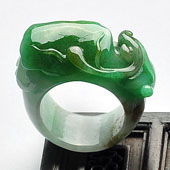 糯冰种翠色缅甸翡翠A货如意指环