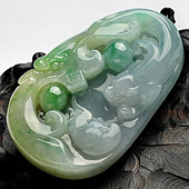 糯冰种淡黄加绿缅甸翡翠A货龙行如意挂件