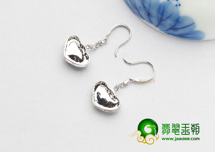 冰玻种阳绿缅甸翡翠A货镶白金如意耳坠(真钻)