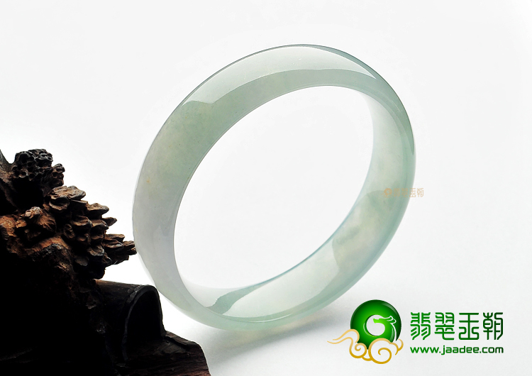 冰种晴水缅甸翡翠A货手镯(61.1mm)