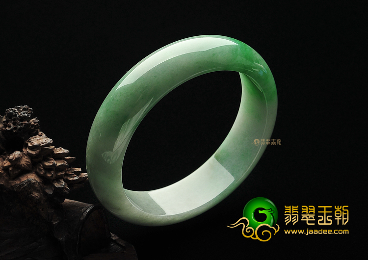糯冰种飘翠缅甸翡翠A货手镯(58.5mm)