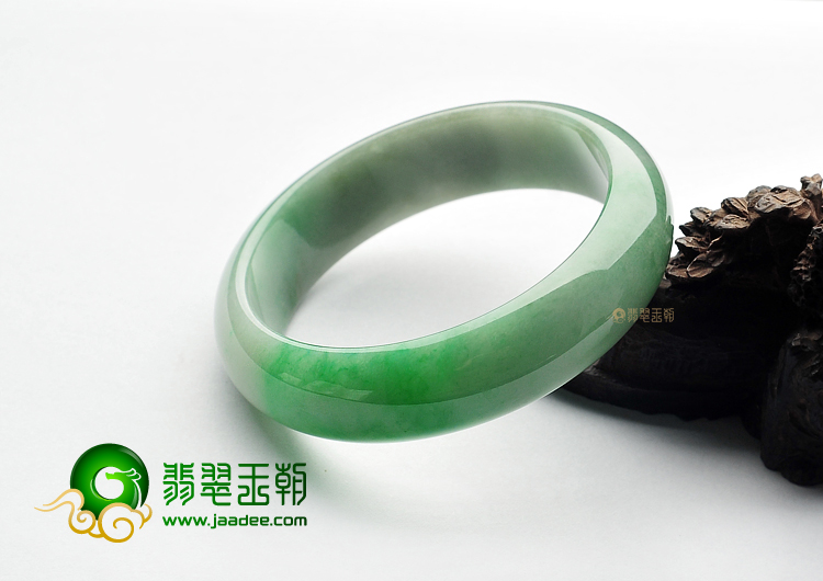 糯冰种飘翠缅甸翡翠A货手镯(58.5mm)