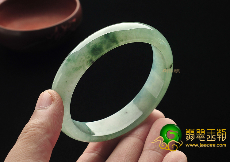 冰种飘花缅甸翡翠A货手镯(59.6mm)