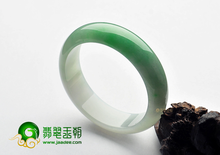 糯冰种飘翠缅甸翡翠A货手镯(55.8mm)