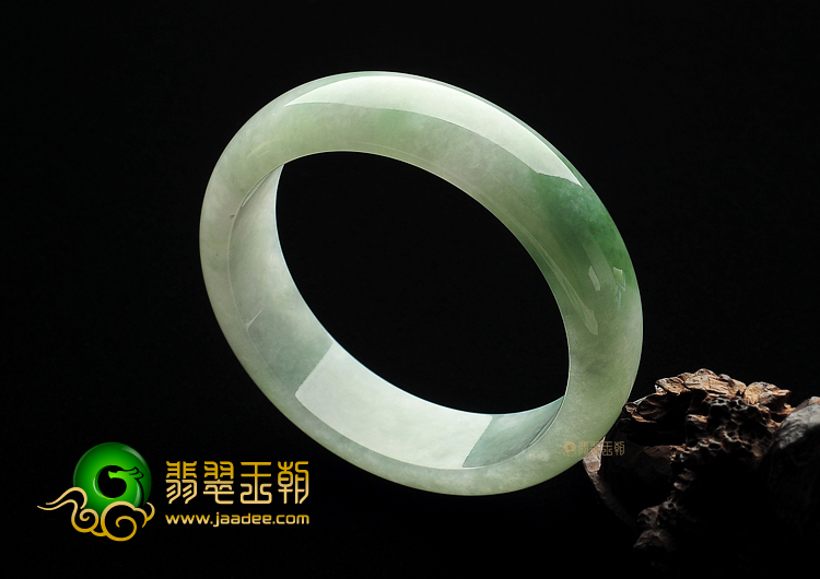 糯冰种飘花缅甸翡翠A货手镯(59.8mm)