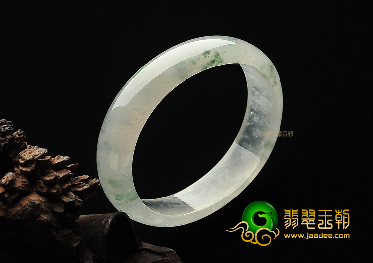 冰种飘花缅甸翡翠A货贵妃镯(52.9mm-44.6mm)