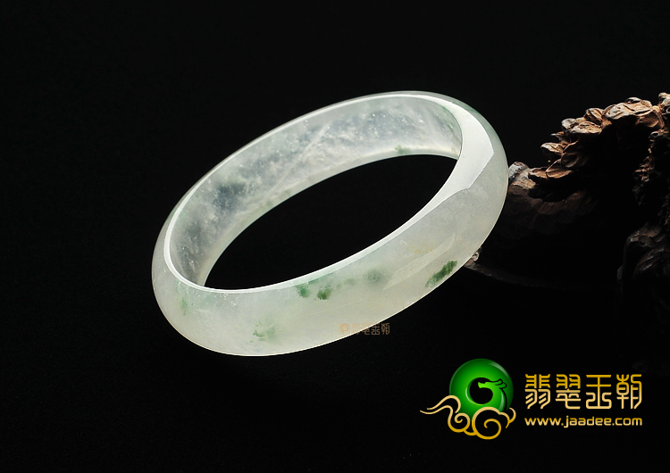 冰种飘花缅甸翡翠A货贵妃镯(52.9mm-44.6mm)
