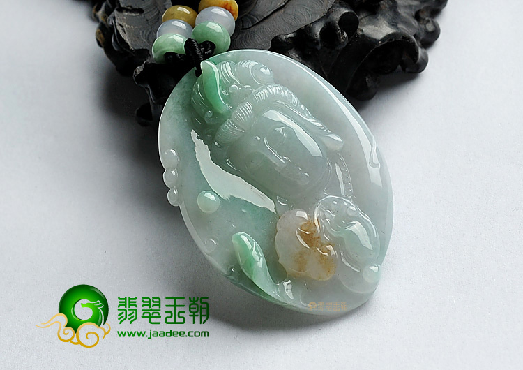 糯冰种三彩缅甸翡翠A货观音头挂件