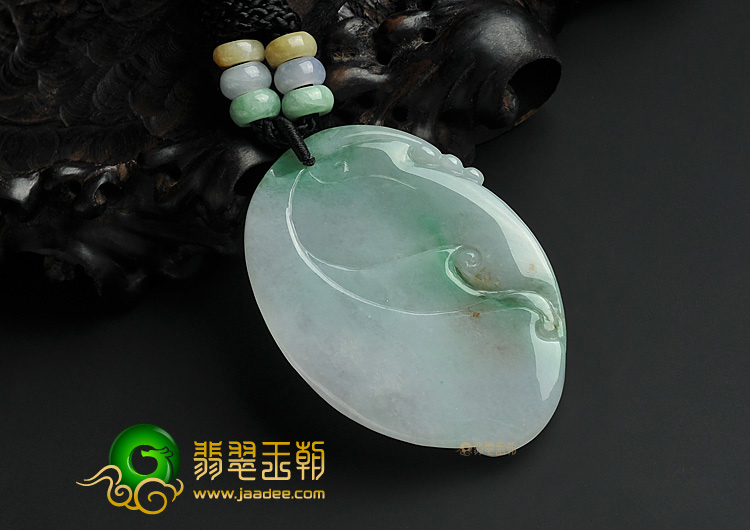 糯冰种三彩缅甸翡翠A货观音头挂件