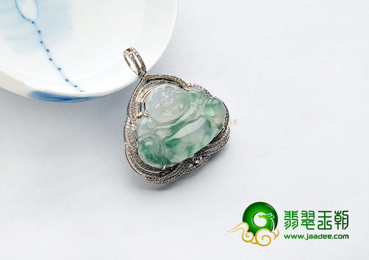冰种飘花缅甸翡翠A货镶白金玉佛胸坠(真钻)