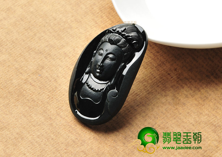 糯冰种墨翠缅甸翡翠A货观音头挂件