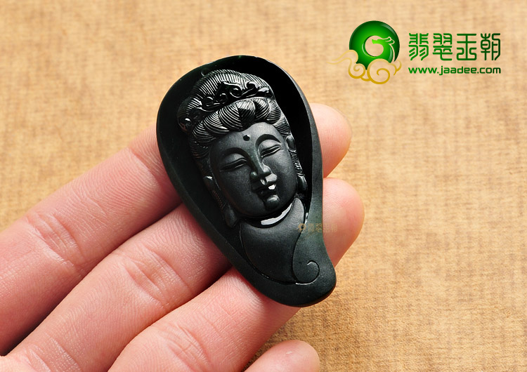 糯冰种墨翠缅甸翡翠A货观音头挂件