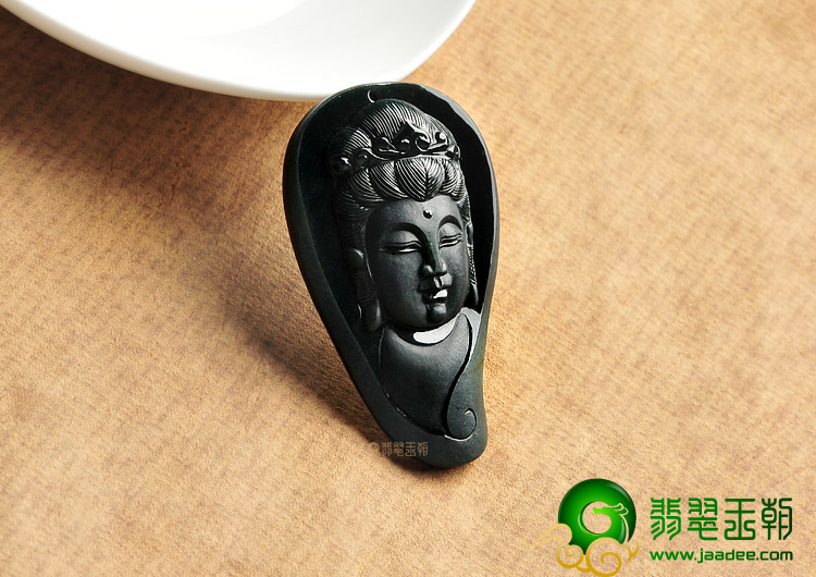 糯冰种墨翠缅甸翡翠A货观音头挂件