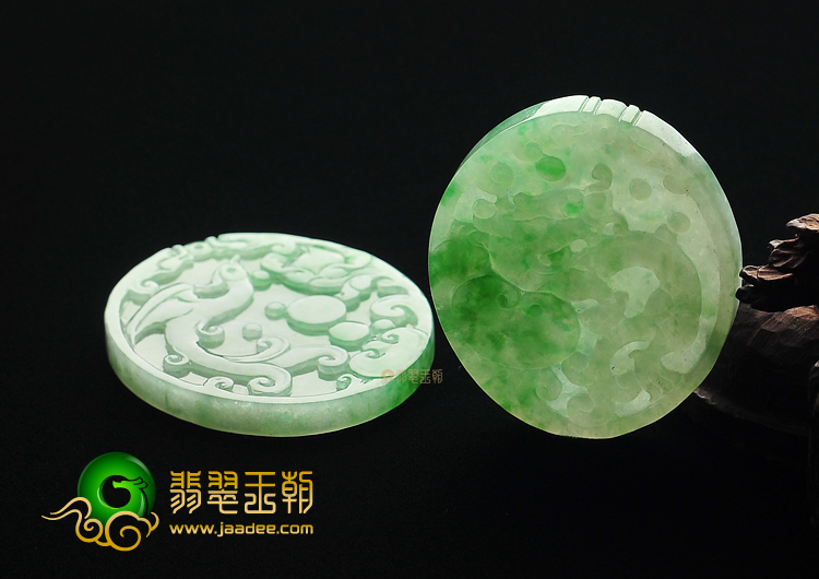 糯冰种飘翠缅甸翡翠A货龙凤牌挂件(一对)