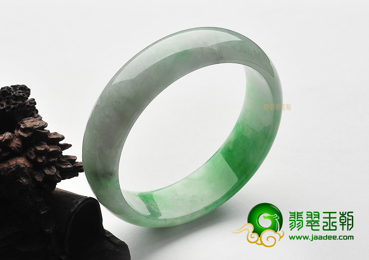 糯冰种飘翠缅甸翡翠A货手镯(56.8mm)