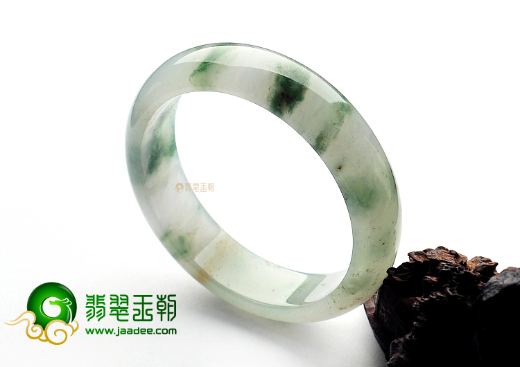 冰种飘花缅甸翡翠A货手镯(58.9mm)