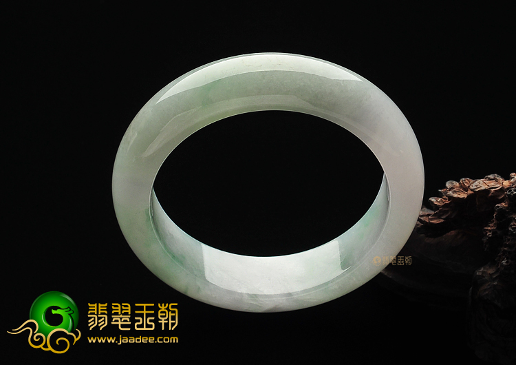 糯冰种晴水缅甸翡翠A货手镯(57.6mm)