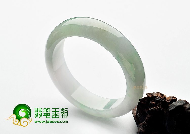 糯冰种晴水缅甸翡翠A货手镯(57.6mm)