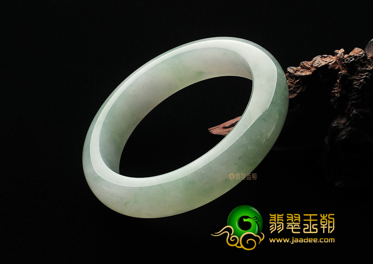 糯冰种晴水缅甸翡翠A货手镯(57.7mm)