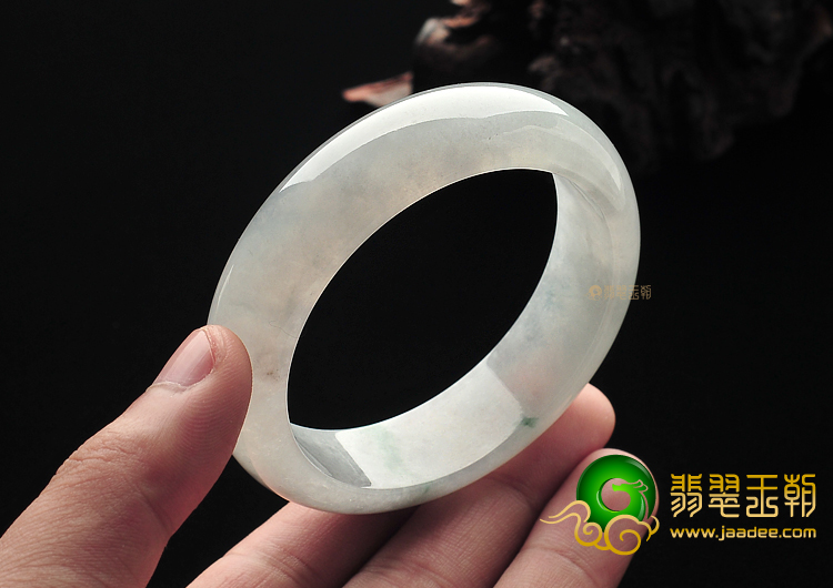冰种略飘花缅甸翡翠A货手镯(57.5mm)